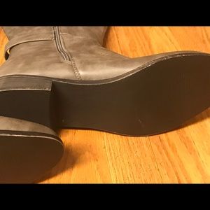 Ladies size 12 boots